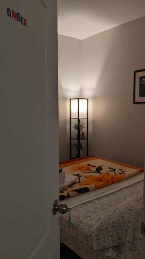 The Warm Welcome Suite Thorold Dış mekan fotoğraf